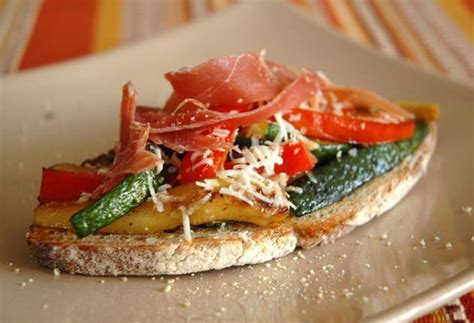 Tartines Aux L Gumes Grill S Et Au Jambon Cru