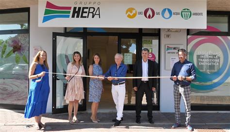 Cervia Dopo Il Restyling Inaugurato Il Nuovo Sportello Di Hera Video