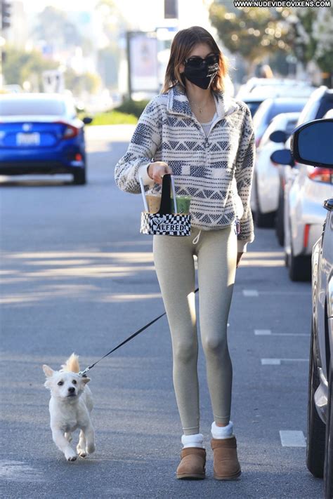 Kaia Gerber Sexy Babe Beautiful Posing Hot Celebrity Famous And