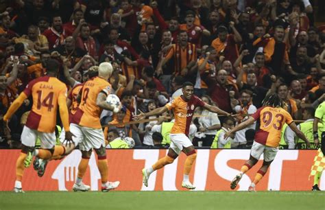 Galatasaray da 10 milyon euro luk transfer kararı Sporx Galeri