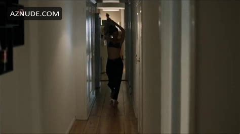 Uberleben An Der Wickelfron Nude Scenes Aznude