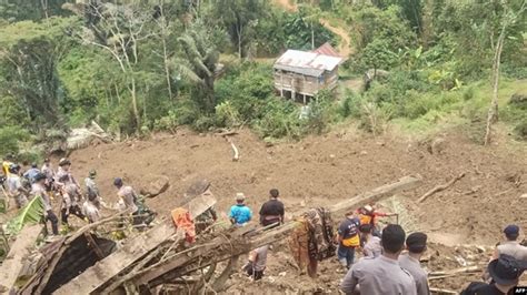 Korban Tewas Akibat Tanah Longsor Di Tana Toraja Jadi Orang Sumber