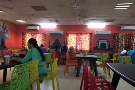 Delhi Agra Road Trip 5 Best Highway Dhabas On The Yamuna Expressway