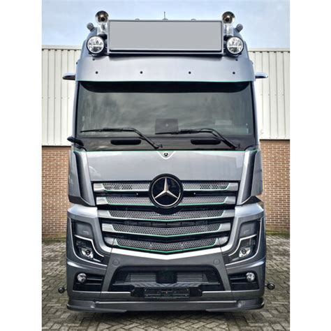 Mercedes Benz Mercedes Benz Actros Front Spoiler Solarguard Exclusive