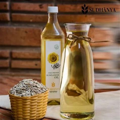 Liquid Organic Cold Pressed Sunflower Oil Packaging Type Plastic