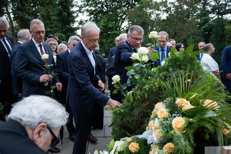 Senat RP on Twitter Zakończyły się uroczystości pogrzebowe Senator