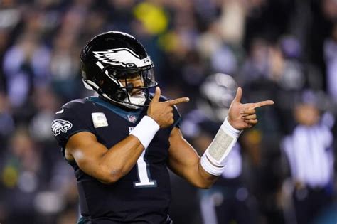 Jalen Hurts Eagles Agree To 255 Million Extension Ap News