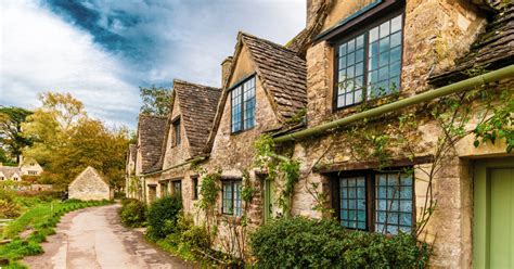 Relocating Things You Need To Know When Moving To The Cotswolds