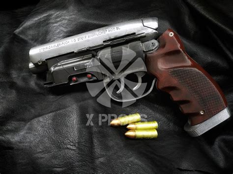 Deckard's Gun Replica – X Props