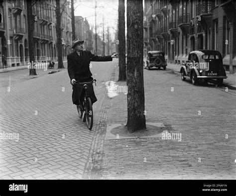 Max euwe cycles hi-res stock photography and images - Alamy