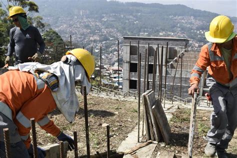 Construcción y vivienda cuál es la controversia Razón Pública