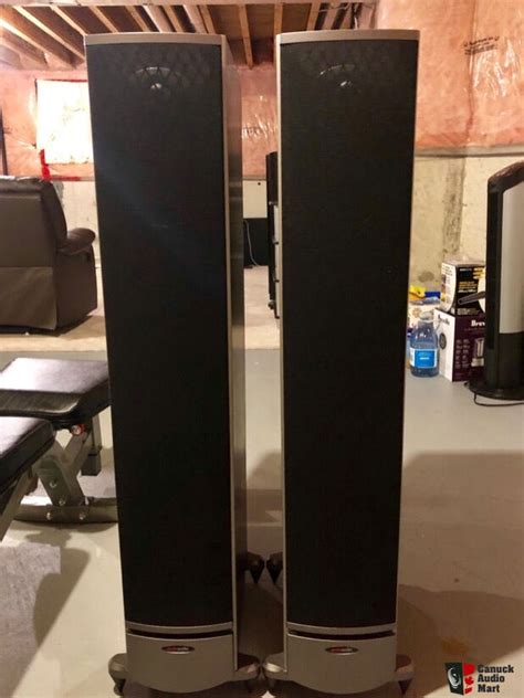 Polk Audio Rti10 Tower Speakers Excellent Condition Photo 2150765 Canuck Audio Mart