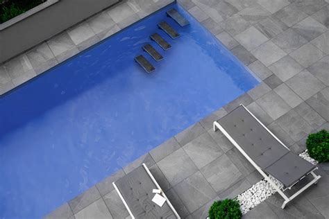 QUELLE EST LA MEILLEURE COULEUR POUR UNE PISCINE COQUE Boulevard De