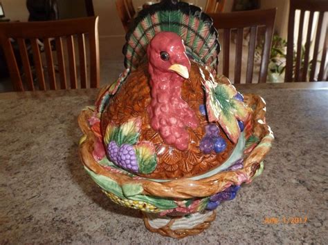 Fitz Floyd Turkey Autumn Bounty Covered Casserole Centerpiece Serving