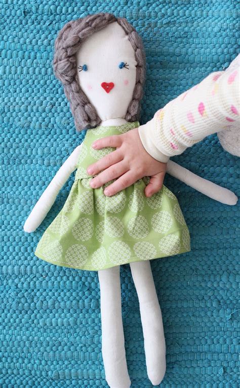 How To Make A Rag Doll Diy Rag Dolls Doll Patterns Free Rag Doll Pattern