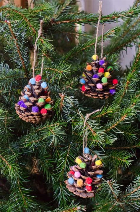 Easy Christmas Ornaments Made From Nature Or Nature Inspired