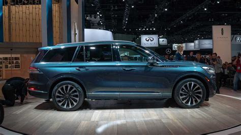 Lincoln Aviator Plug-In Hybrid To Cost Nearly $90,000