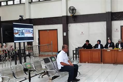 Sidang Perdana Asn Inspektorat Sumsel Diduga Terima Gratifikasi