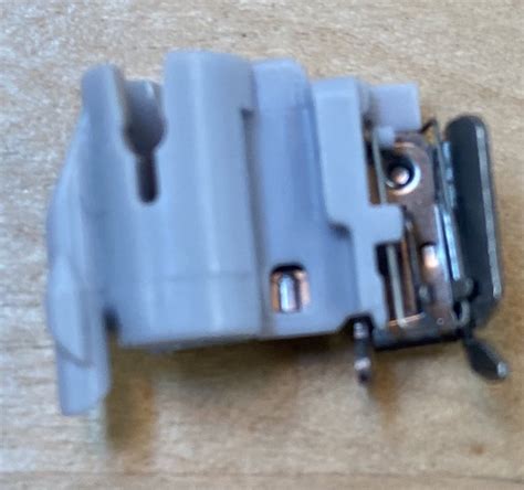 Bernina 4 7 Needle Threader Head Complete