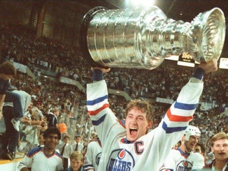 NHL History: Edmonton Oilers win 1985 Stanley Cup