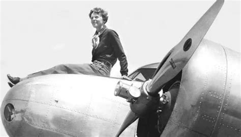 Amelia Earhart Estados Unidos Cómo Fue El Primer Vuelo