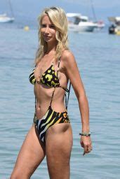 Lady Victoria Hervey In A Colorful Bikini At Keller Beach In Antibes 05