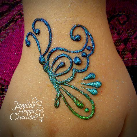 Simple Henna Tattoo