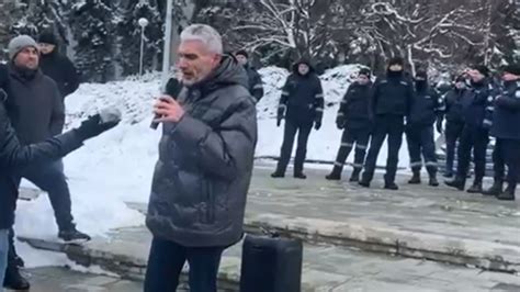 TV8 md ULTIMA ORĂ Tractoarele părăsesc PMAN dar protestul continuă