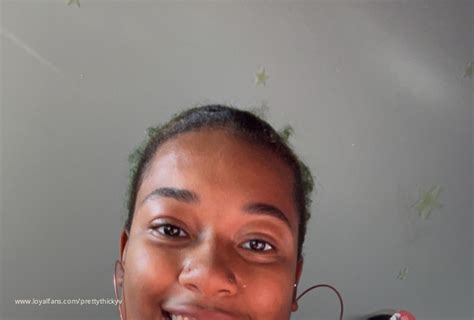 Eat My Pretty Pussy Prettythickyv Official Profile Loyalfans