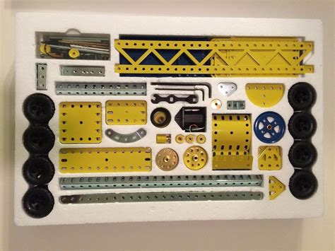 Meccano Erector Set 6 75 Models 640 Parts Electric Motor Included 1761057720