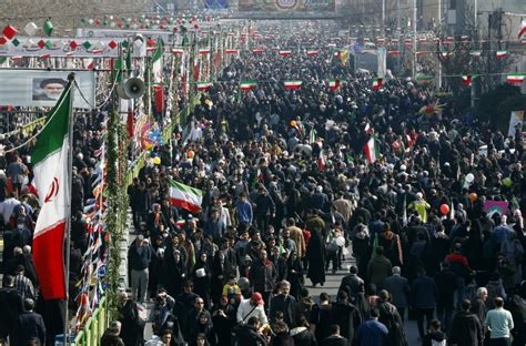 Irán Celebra El 45 Aniversario De La Revolución Islámica Con Llamadas