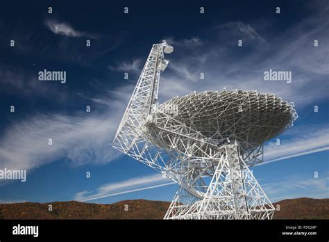 Radiotelescopio Totalmente Orientable Fotograf As E Im Genes De Alta