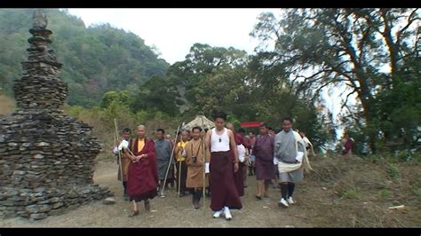 Dungsey Garab Rinpoche Visit To Chhoekhorling March 2010 Youtube