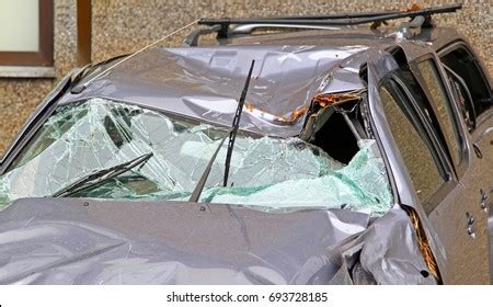 2,231 Car roof damage Images, Stock Photos & Vectors | Shutterstock