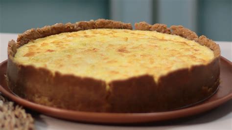 Quiche de Alho Poró Cream Cracker Gergelim Sarloni Villoni Alimentos