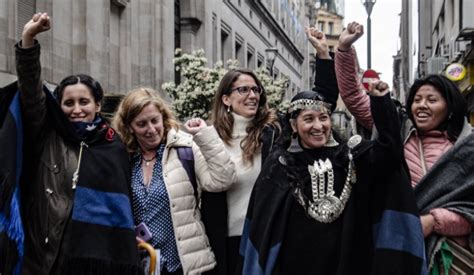 La Rebelión de las Flores Nativas finalizó la toma pacífica del