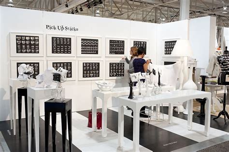 193 best images about Retail Display + Show Booth Ideas on Pinterest ...