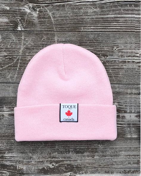 Toque Canada Toque Canada — Headwear