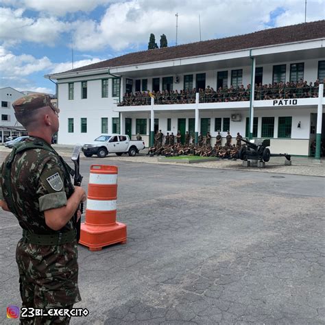 Militares Incorporados Em Recebem Instru O De Guarda Ao Quartel