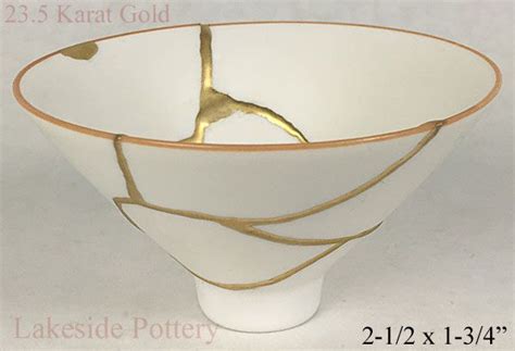 Kintsugi Art Example Japanese Method Of Pottery With Gold Repair Kintsugi Art Kintsugi Pottery