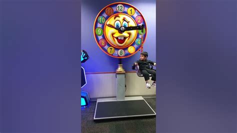 Chuck E Cheese Clock Time Youtube