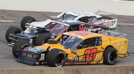 39 Ryan Newman Whelen Modified Powerslide 380 Powerslide