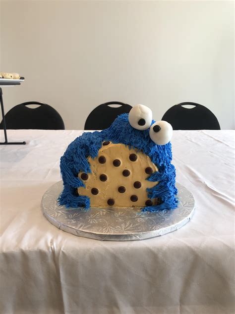 [homemade] Cookie Monster Cake R Food