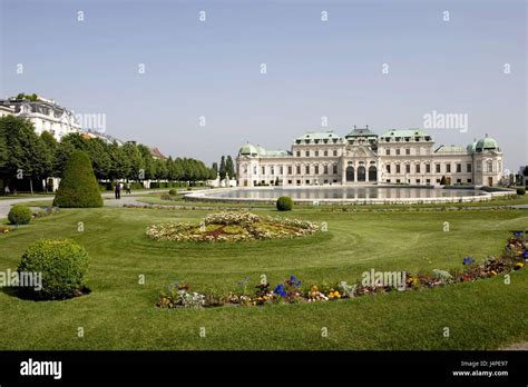 Austria, Vienna, castle Belvedere Stock Photo - Alamy