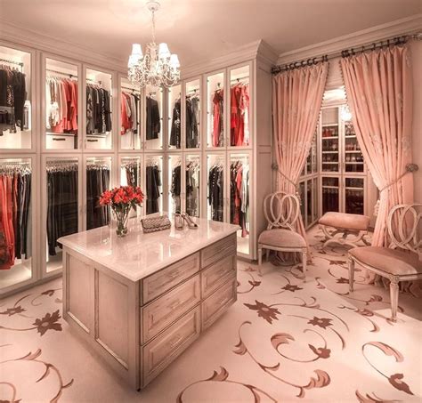 A Collection Of 15 Elegant Luxury Walk In Closet Ideas To Store Your