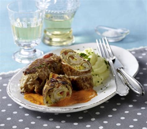 Schnitzel Roulade mit Paprika Pilz Füllung Rezept LECKER Rezepte