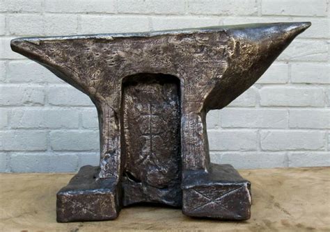 Pin By Johnny Mayberry On Anvils Blacksmithing Anvils Metal Working