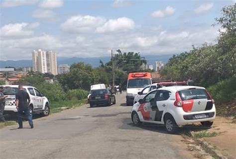 Mulher De Anos Morta A Tiros Na Rua Em Taubat Sp Vale Do