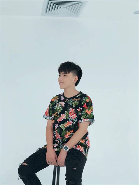 Nhóm hot teen đình đám một thời Linh Ka Long Hoàng Chi Bé và Long Bi bây giờ ra sao