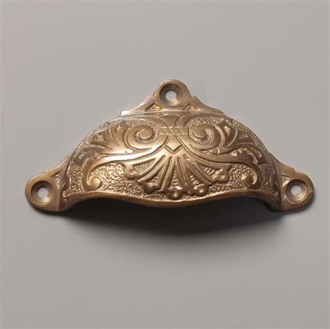 Fine Beautiful Victorian Brass Drawer Pulls Colonial Style Cabinet Hardware